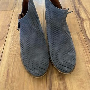 Lucky booties new never worn